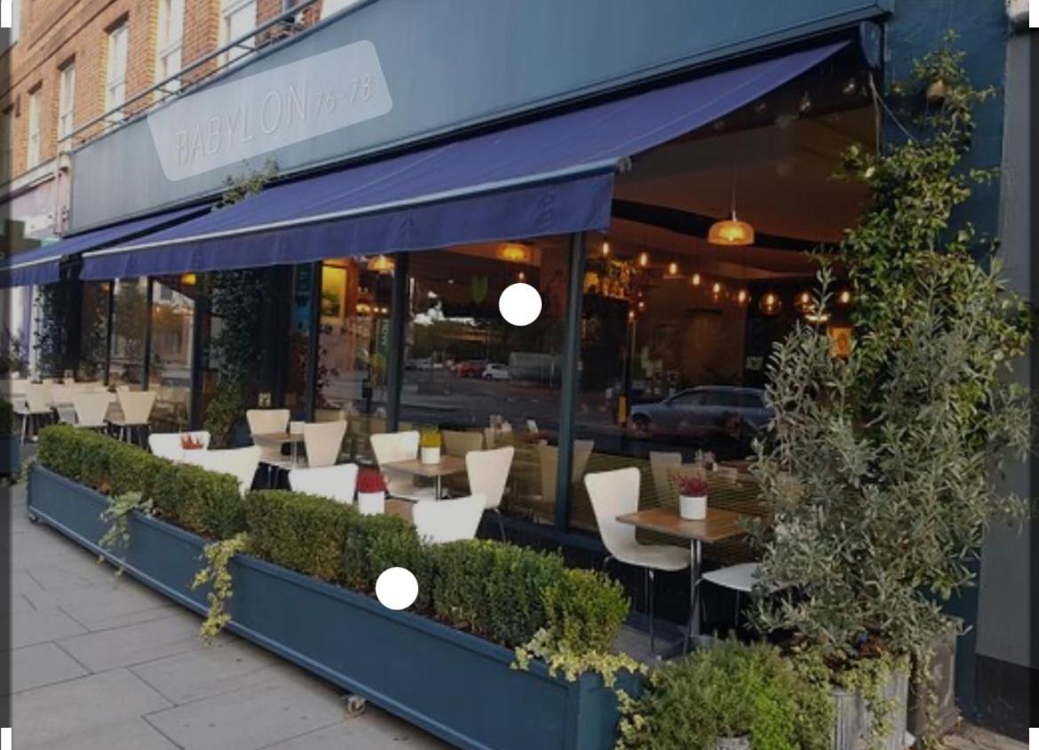 Super Convenient For Central London - Large 2 Double Bed Apartment 30 Seconds Walk To Platform Train Station And 19 Mins To London Waterloo 外观 照片